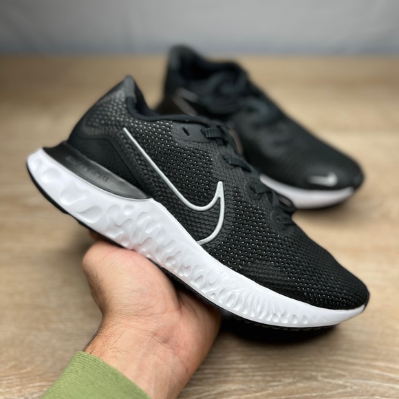 Nike Renew Run - Picture 2 of 7